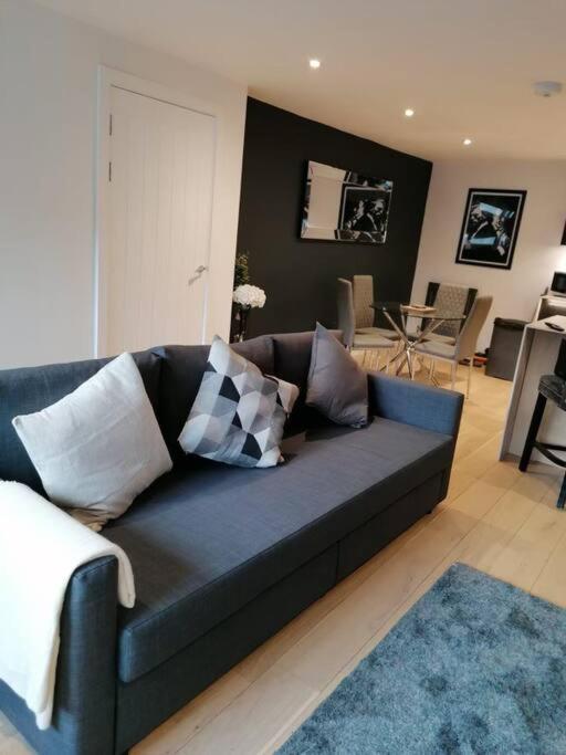 Apartament New Town House With *Free Allocated Parking* Okręg wyborczy Hove Zewnętrze zdjęcie